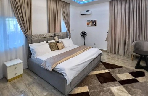 Yenagoa Hotel | Top Ranks Hotel Galaxy