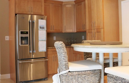 Yacht Club House | TOP RATED! Beautiful 4BR Gulf access villa w/pool, dock, tiki hut – Yacht Club.