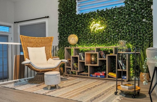 Sage Hill House | Top Rated Designer Home with Free Banff Access, Netflix, Kids Play Area, Sleeps 8