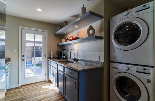Biggs Field House | Top-Rated El Paso Hot Tub Retreat
