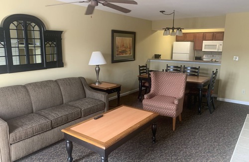 Berkeley House | Top Rated Family Resort Destination. 4BDR lock-off from only $379