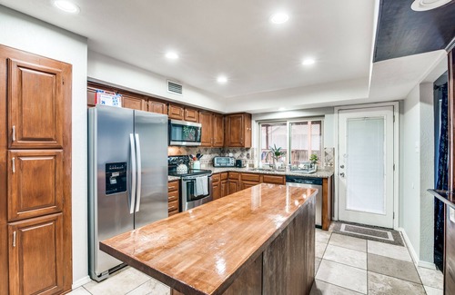 Mesquite House | Top Rated~Pool~Comfy~Central Location