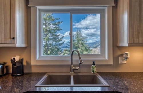 Blind Bay Cottage | Top Rated! Private and Sanitized! Semi-Lakefront Luxury Blind Bay - Specials for Winter & Spring! by RedAwning