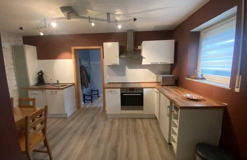 Neupotz Apartment | Top renovated apartment/modern furnishings! up to 4P.