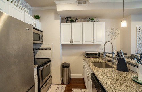 Downtown Baltimore House | Top-Tier /12 ppl /Park Free /5 mins-Harbor /Events/Pets