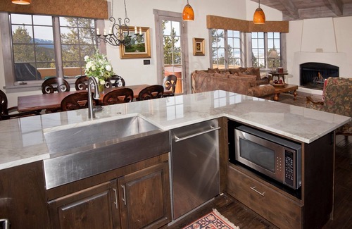Vail Ski Chalet | Top Vacation Location | Laptop-friendly