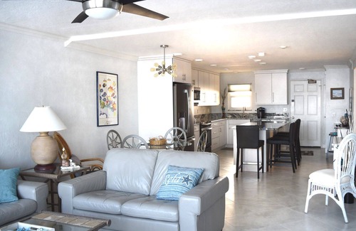 Daytona Beach Shores Condo | Top Views/1102 Shores Club: "10"Remodel/NO-DRIVE Bch/BBQ Grills/Picklbll/BsktBl