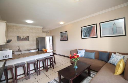 Margate Apartment | Topanga Beach Apartment