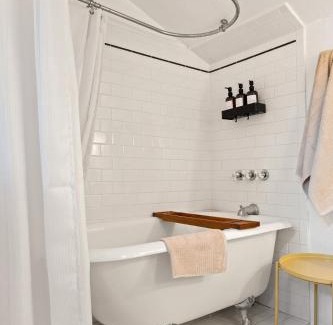 Topanga House | Topanga Garden Paradise 1BR 1BA in the Heart of PO Tract