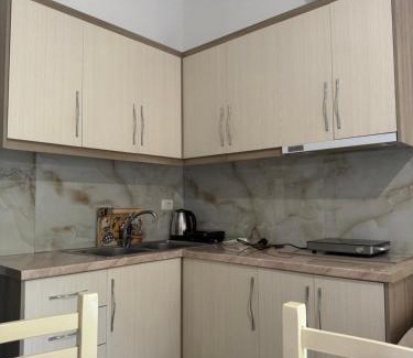 Qazim Pali Apartment | Tophill Apartments