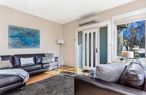 West Launceston Apartment | Topiary Haven