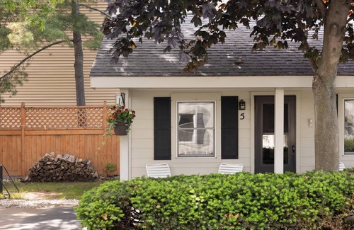 Traverse City Condo | Topico Cabin 5 Summar