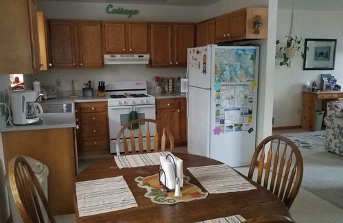 Topinabee Cottage | Topinabee Pines Vacation Cottage