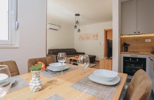 Bijeli do Apartment | Toplish 1 Top holiday in Budva
