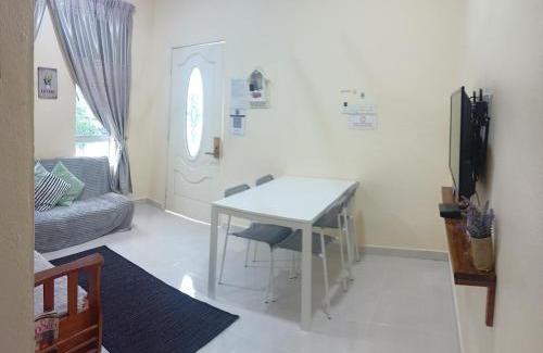 Taman Ira Apartment | Topville Homestay