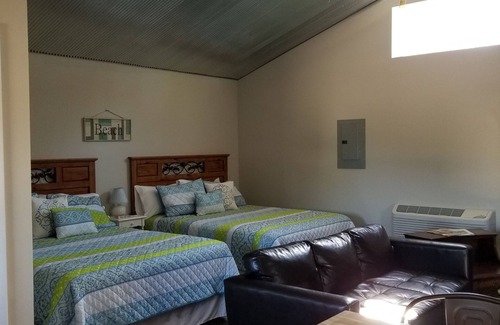 Eastport Hotel | Torch Bay Inn