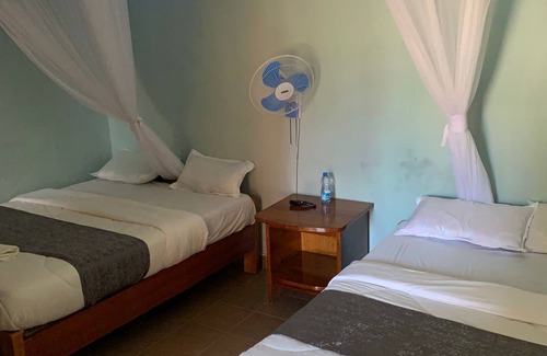 Kisumu Hotel | Torchys Lounge