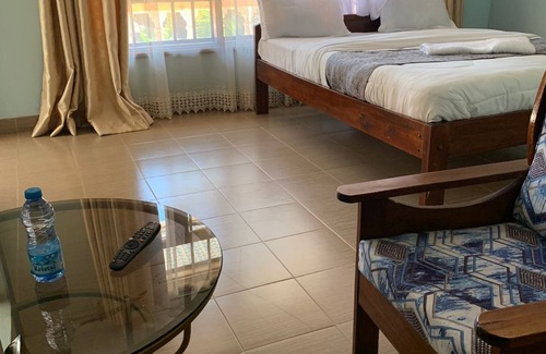 Kisumu Hotel | Torchys Lounge