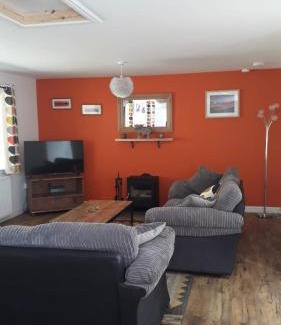 Glenmoriston House | Torgoyle Cottage