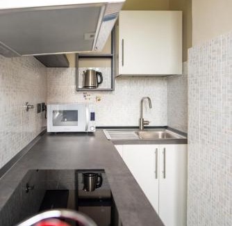 Nichelino Apartment | Torino-Nichelino Linea 35 - bambnb