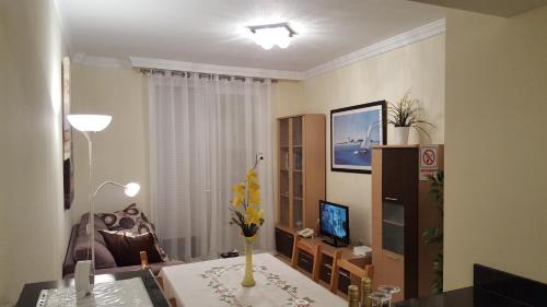 Las Rosas Apartment | Toronjil