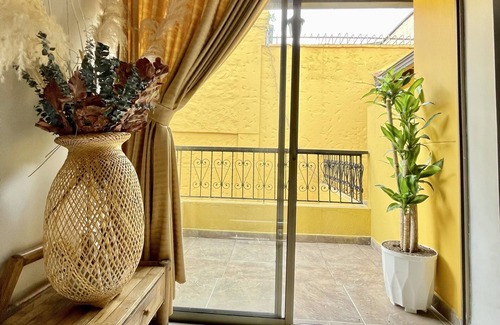 La America House | Toronto house Laureles Estadio Medellín, gran patio, billar pool, bbq, terraza.