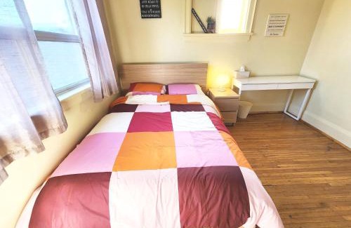 Oakwood Village House | TORONTO Midtown Spot 3