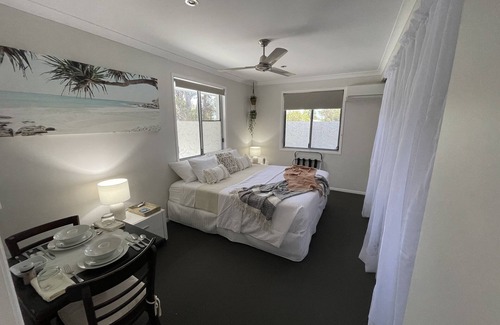 Torquay Bed & Breakfast | Torquay Terrace Bed & Breakfast