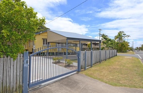 Torquay House | Torquay Treasure