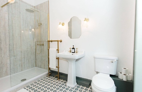 Torthorwald House | Torr House - Bedroom 3 - sleeps 2 guests in 1 bedroom