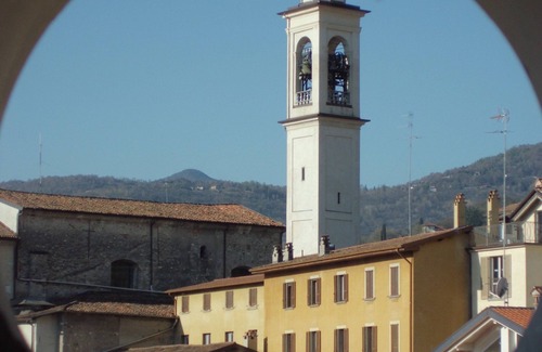Lovere Old Town House | Torre Antica is an Ancient Watch Tower Fully Restored With all Modern Amenities