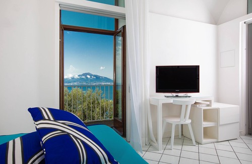 Monte Chiaro Hotel | Torre Barbara