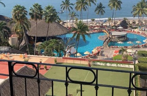 Puerto Vallarta Apartment | Torre Condomar by VRHost