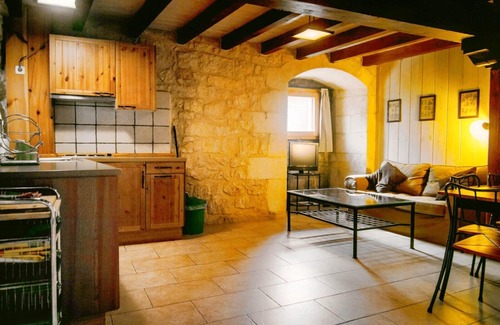 Quintana de Valdivielso Cottage | Torre de San Martín Rural accommodation 2-15 people
