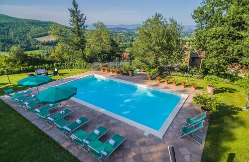 Ripoli Villa | Torre del Cielo - Luxury Villa Rental with private swimming pool in Monterchi, Tuscany