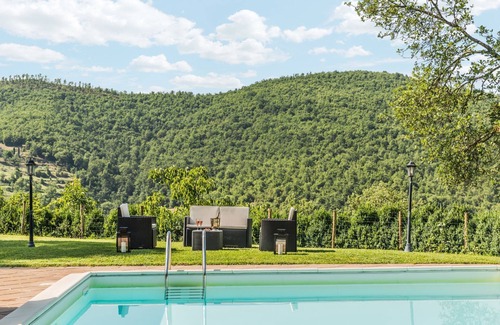 Ripoli Villa | Torre del Cielo - Luxury Villa Rental with private swimming pool in Monterchi, Tuscany