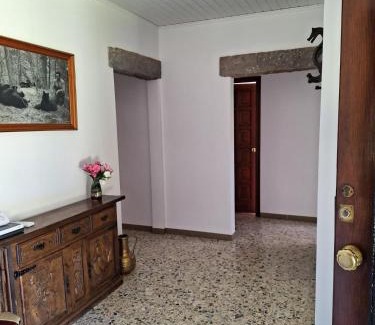 Llambilles House | Torre els Rosers villa familiar