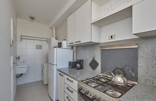 Nunez Apartment | Torre Montagna - Stylish 1BR with balcony in Nunez