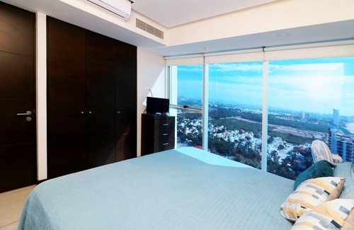 Cerritos Hotel | Torre Peninsula