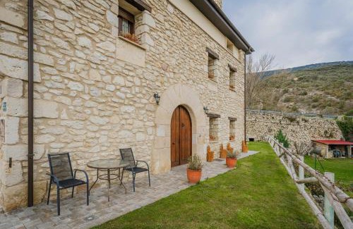 Quintana de Valdivielso House | Torres 1