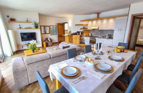 Stazzona Apartment | Torretta holiday appartment with roof terrace