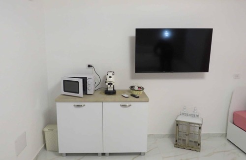 Secondigliano Apartment | Tortora House Pink - One Bedroom Apartment, Sleeps 4