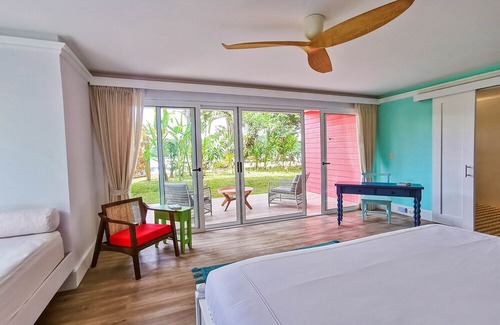 Tortuguero Resort | Tortuga Lodge and Gardens
