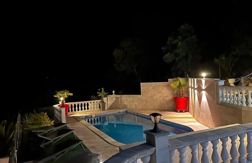 Canyelles Villa | Tossa, exceptional villa, 2 apartments, private heated pool, sea view, air-conditioned