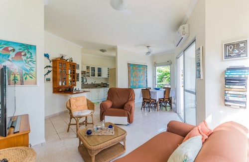 Tenorio Apartment | TOTAL COMFORT TENÓRIO-VERMELHINHA UBATUBA FOOT IN THE SAND. TOTAL AIR CONDITIONING