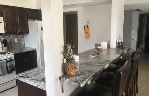 Summerlin House | Total Privacy cul de sac & no cleaning fee