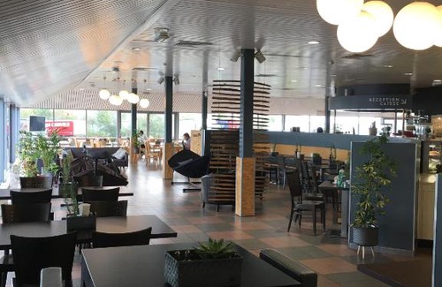 Habay Hotel | Totalenergies Frit Autentic Habay-la-Neuve