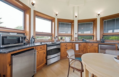 Ellison Bay House | Totally Remodeled 2012 Brenner Tower!