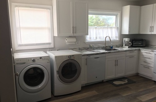 Seaside Heights House | Totally renovated cottage (no prom groups) - 5 min walk to the beach