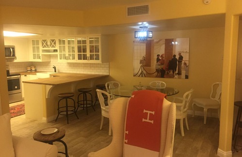 Spring Valley Condo | TOTALLY RENOVATED, Fabulous Corporate Rental in Convenient Lakes Location!